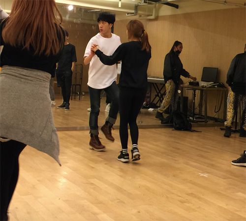 ��С�����ꡱJeffrey���׺���Tahiti��Ա��ͼ��