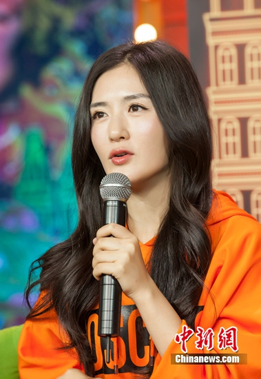 谢娜谈老公张杰变“迷妹”:他是我的偶像(图)