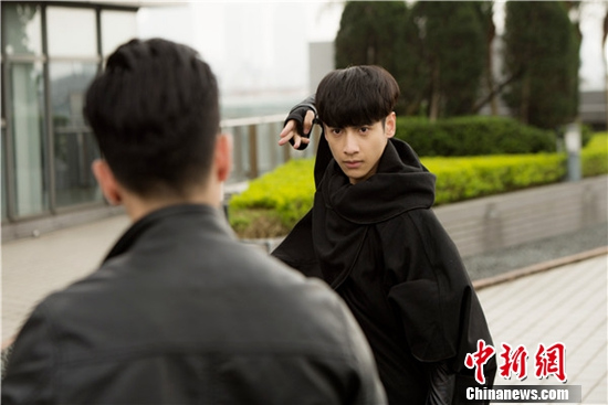 ���硶�ռ����������չ�������ΪϷ����ʫ��