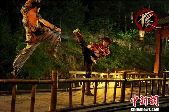 ֣ҵ���¾绤��Ů�ѡ���������MV����