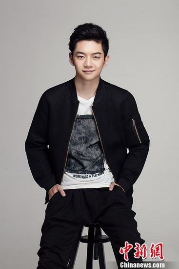 徐子力《在1996的终点等你》杀青打造青春怀旧风