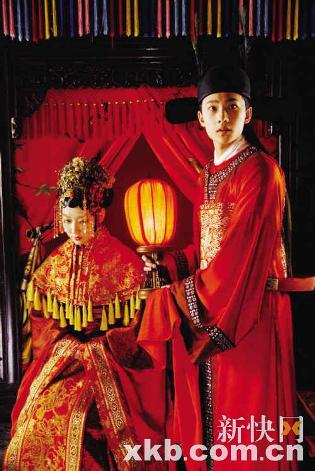 宝玉"红火"大婚.