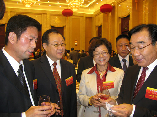 פ�����⻪�Ȼ��˳�ϯ�����д���