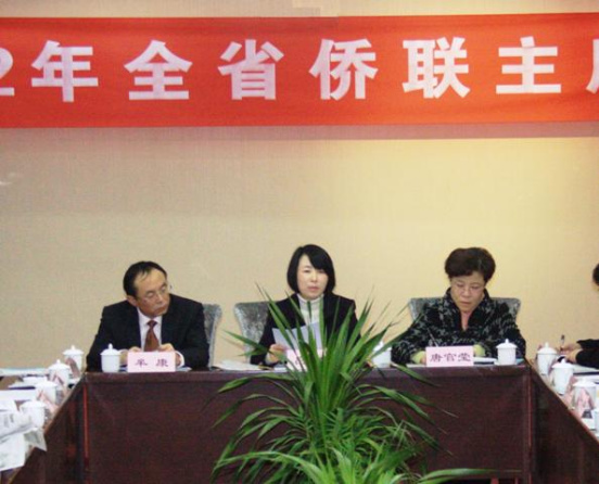 贵州侨联主席鼓励侨联组织引导侨界参与家乡建设