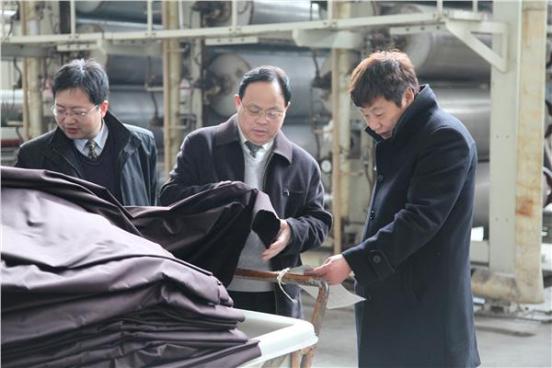 江苏省侨办副主任在盐城开展“三解三促”调研