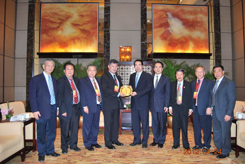 菲律宾中国洪门联合总会访问国侨办许又声会见