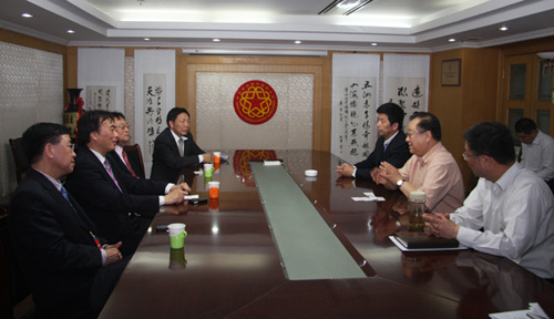 美国华侨进出口商会广东分会会长访问河北侨联