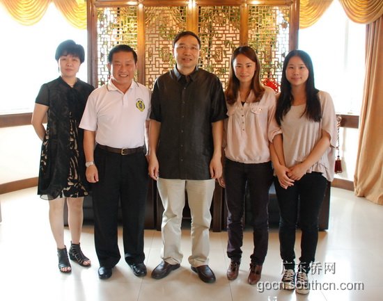 “广东好人”廖乐年拜访广东省侨办
