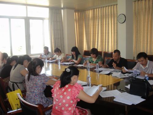 广东省湛江市徐闻县侨联召开工作会议