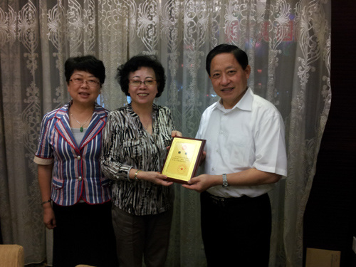 �㶫ʡ�������������ʡ������ϯ��̸����