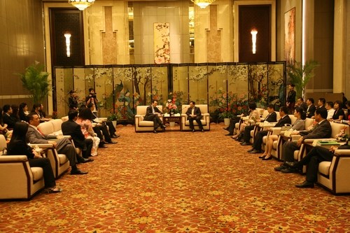 50余位港澳台侨界青年企业家代表聚首浙江宁波