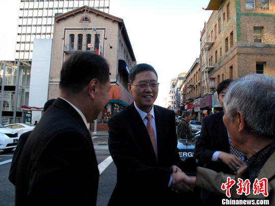 何亚非:每个海外华侨华人都是祖籍国的形象代表