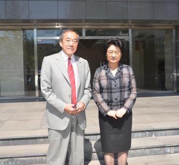 国侨办主任李海峰会见美国麒麟电视董事长