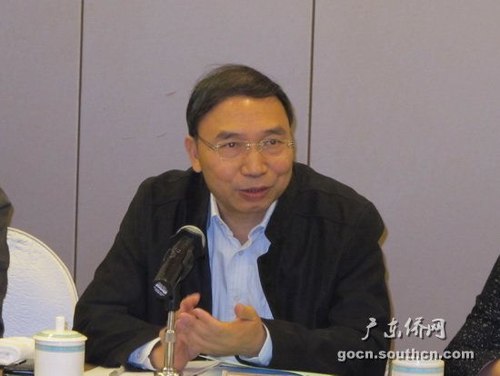 广东侨办副主任向兄弟单位介绍海外侨务工作经验