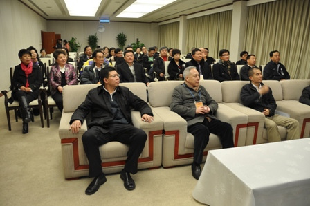 香港同乡社团领袖高级研修班一行抵京参观考察
