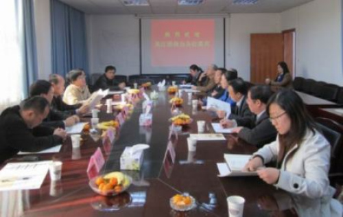 江苏吴江侨商会组团赴湖北武汉考察交流