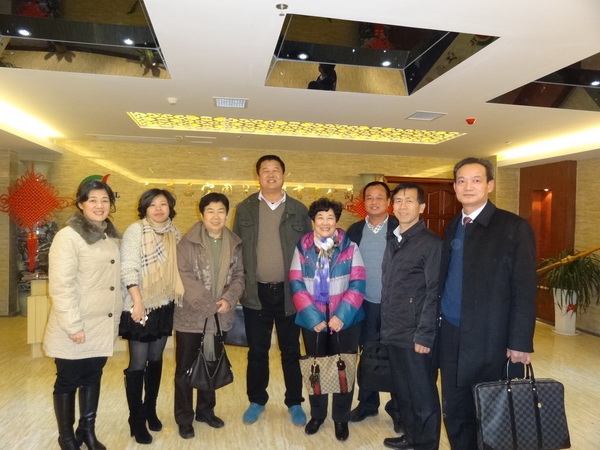 江西省侨联主席周锦率侨商走访考察侨资企业
