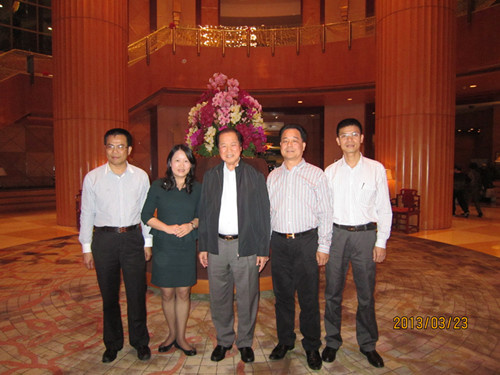 广东汕头市侨联主席拜访泰国侨领听取意见建议