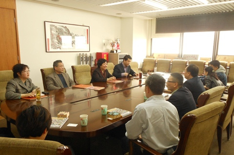 李昭玲会见美南中国专家协会联合会访华团