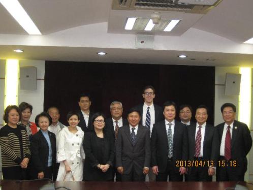上海市侨办主任会见美国旧金山驻华办公室访问团