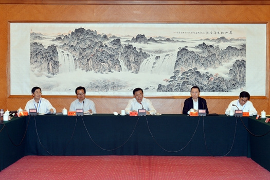 中国侨联在京召开全国省级侨联主席会议林军寄语