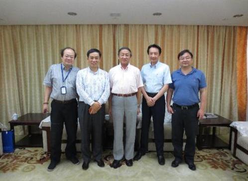 中华文化促进会派员到访上海市侨办愿为侨服务
